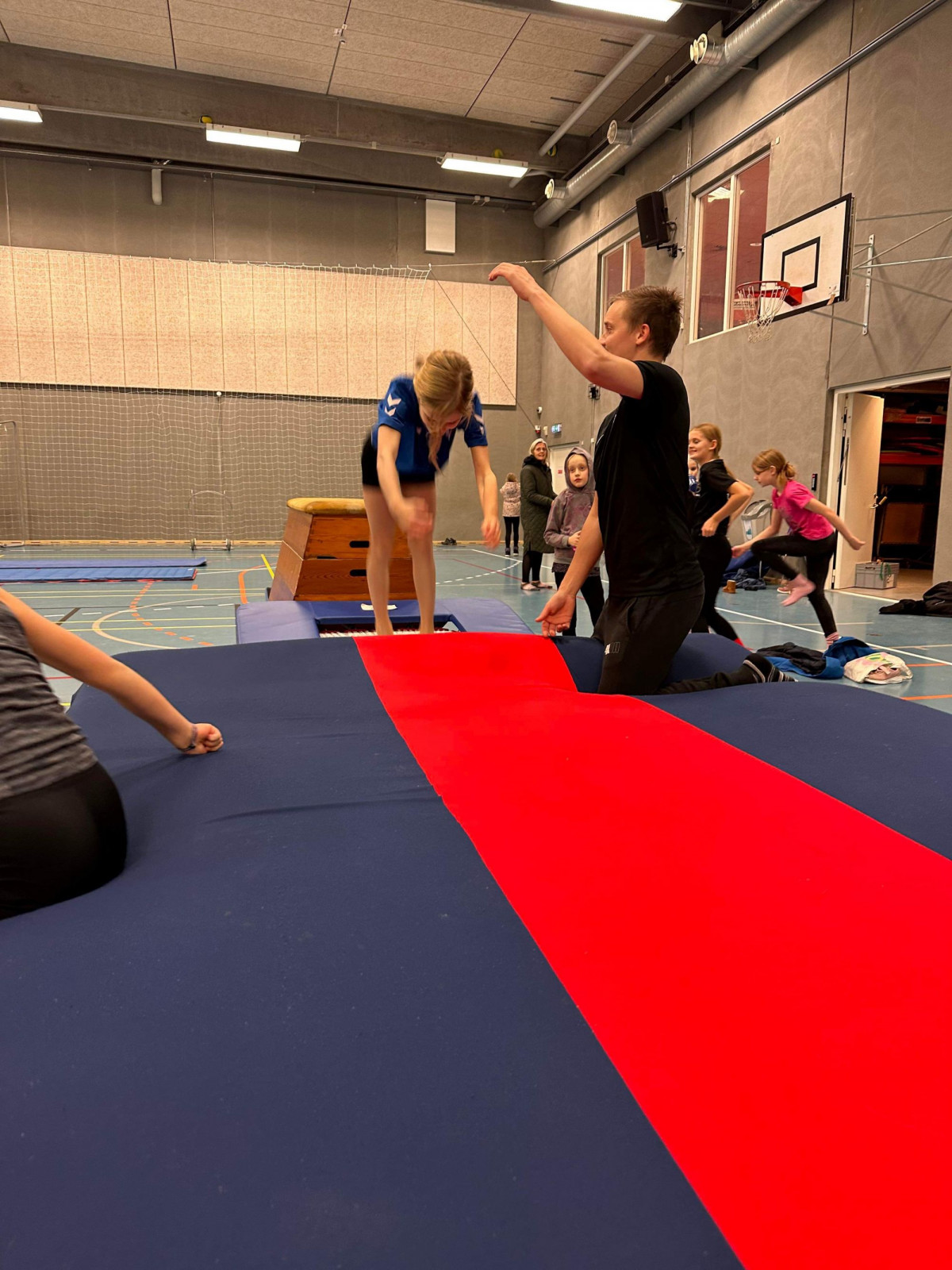 Sommergymnastik Springmix 3. kl -